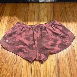 Great condition lulu lemon camouflage shorts
